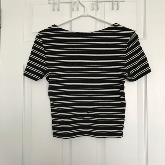 FOREVER 21 Scoop Neck Zipper Top L Black White Horizontal Stripes Short Sleeve - Picture 2 of 3